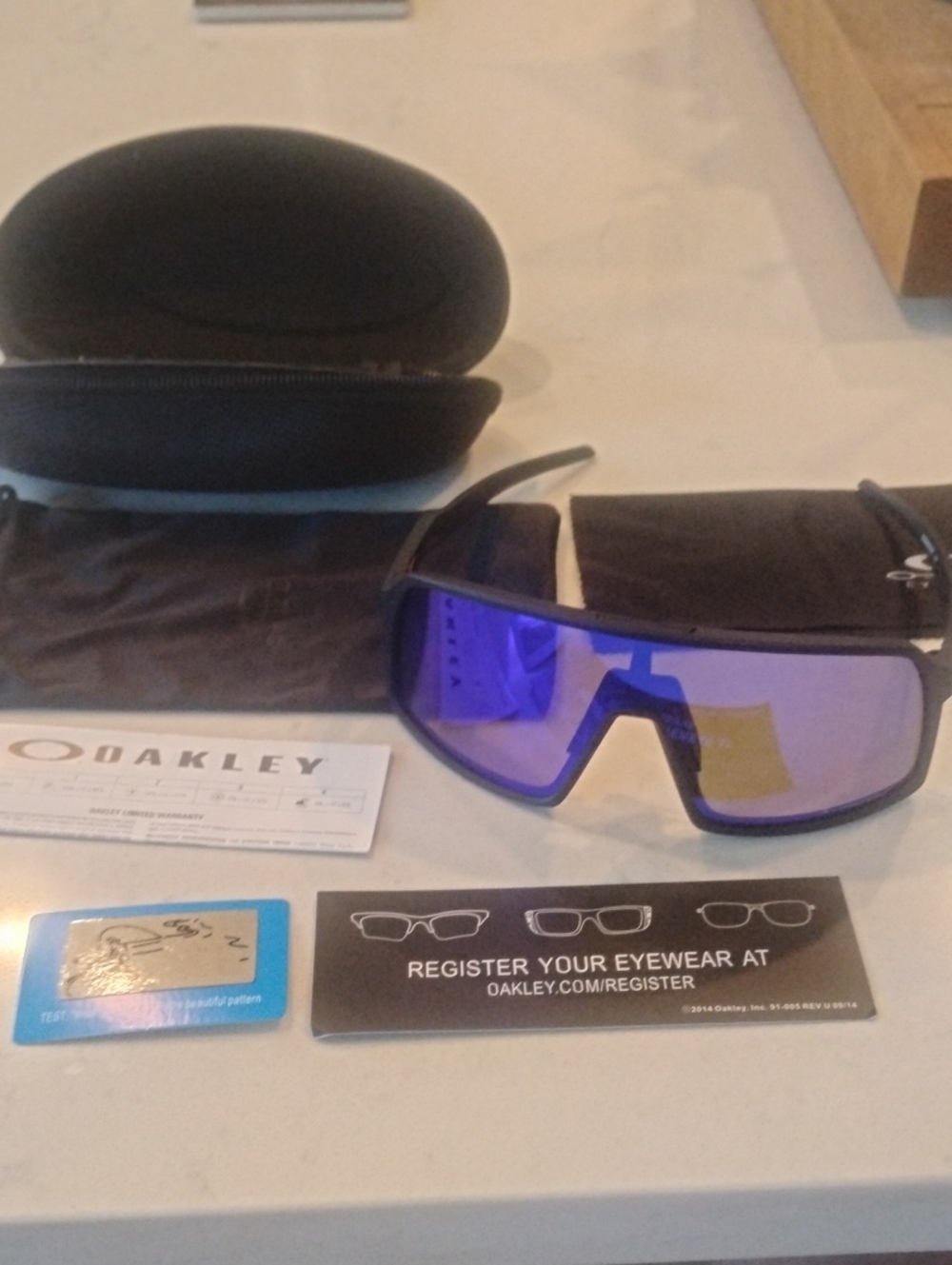 Oakley Sutro Sunglasses with Purple-Blue Mirror Lens
